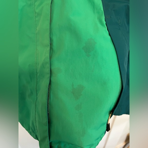 North Face 3 in 1 Puffer and Rain Jacket- M - Picture 2 of 6